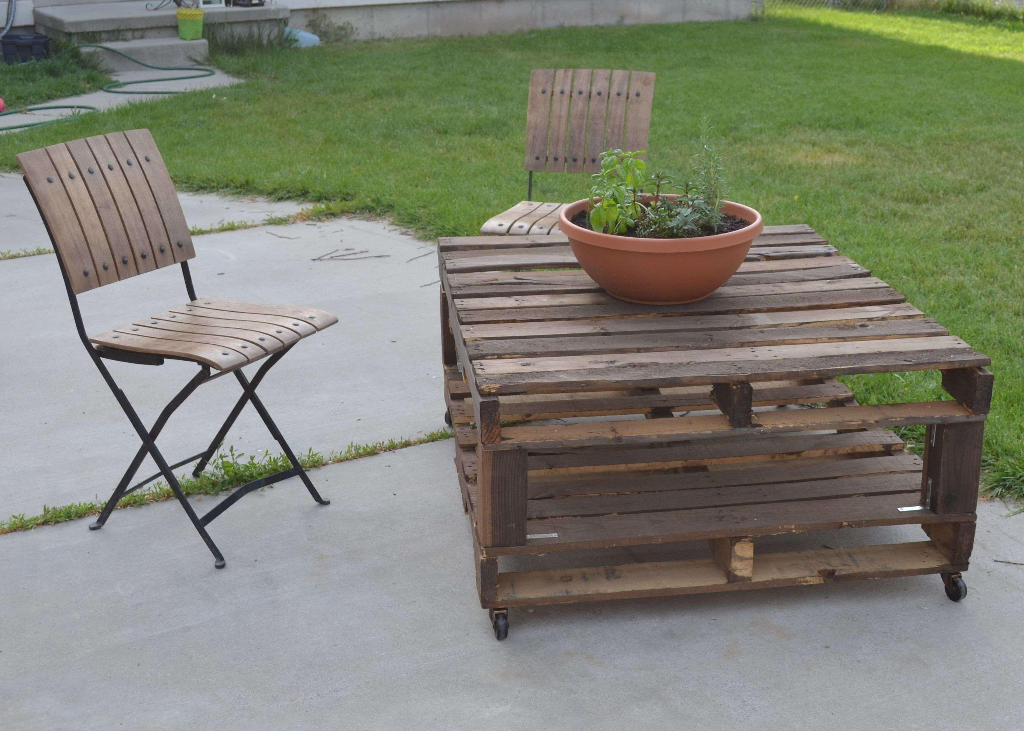 Outdoor Storage Coffee Table