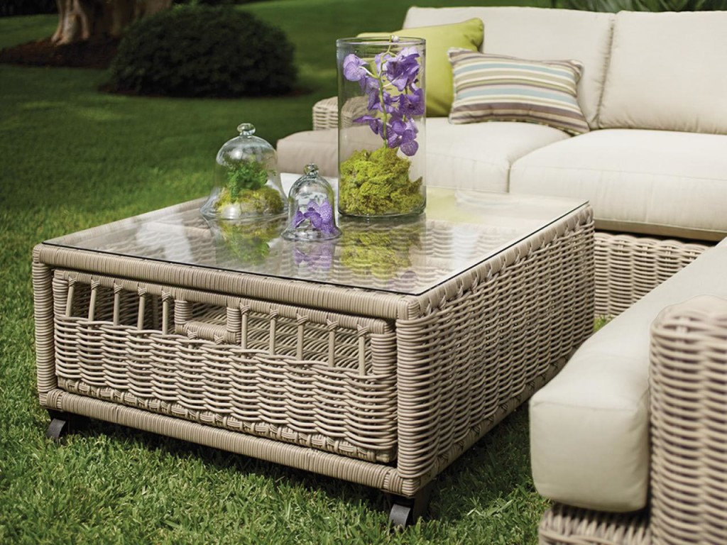 Patio Coffee Table with Storage