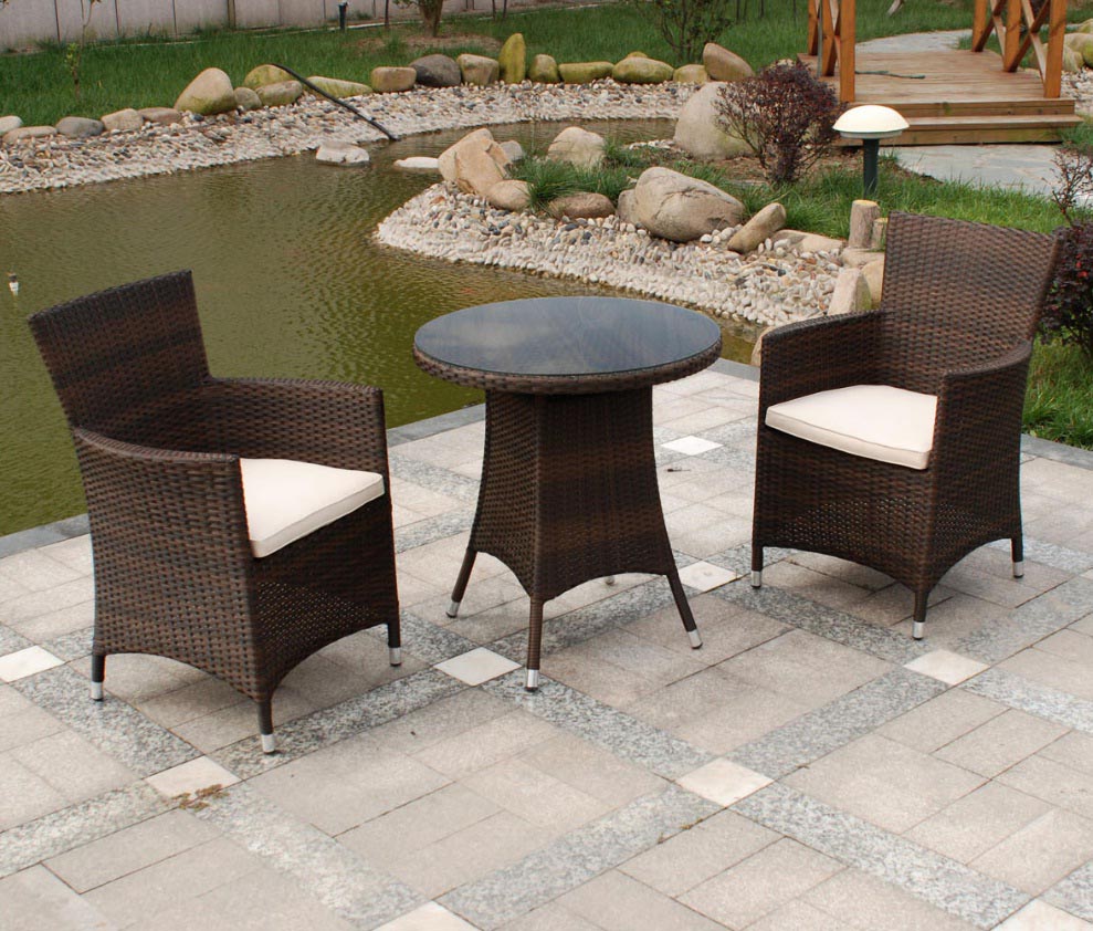 Rattan Garden Chairs and Coffee Table